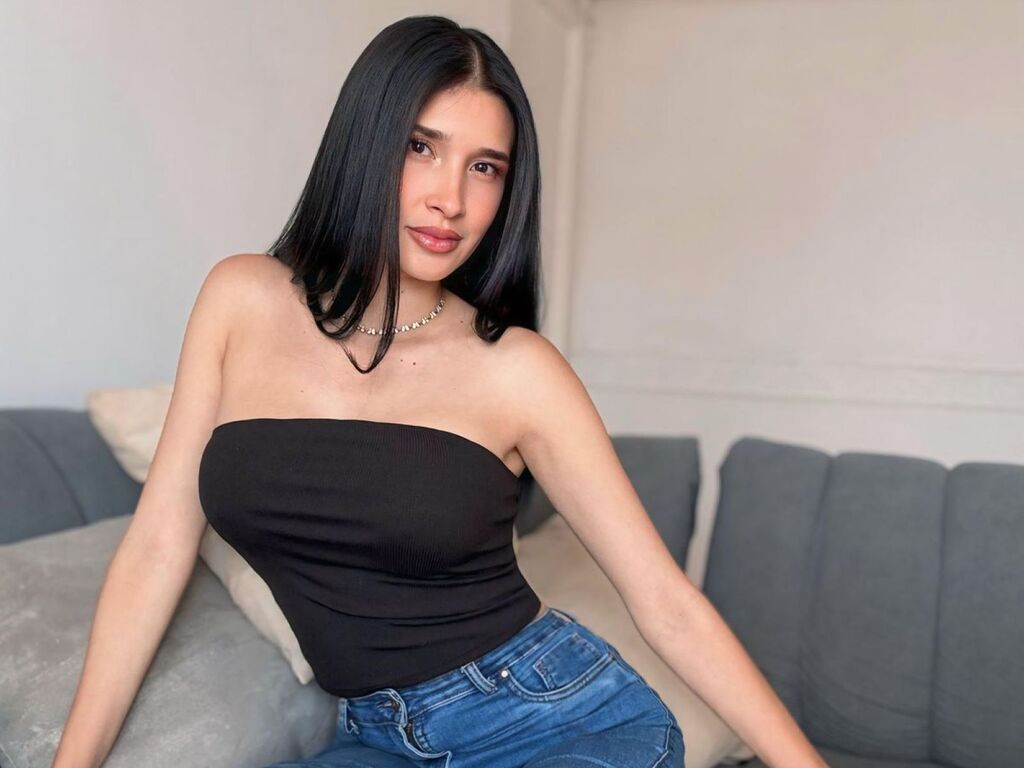 Yesenia Arango Picture